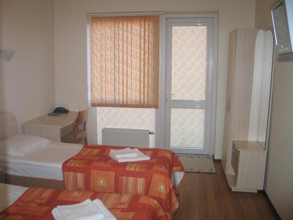 Luna Hotel Marijampole Phòng bức ảnh
