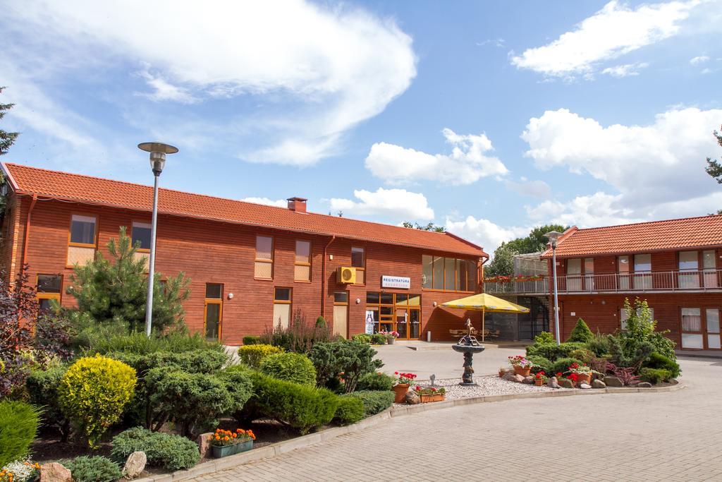 Luna Hotel Marijampole Ngoại thất bức ảnh